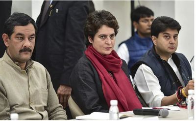 Are there any disputes between Priyanka Gandhi and Rahul Gandhi? why she was seated away from her brother in her first party meeting