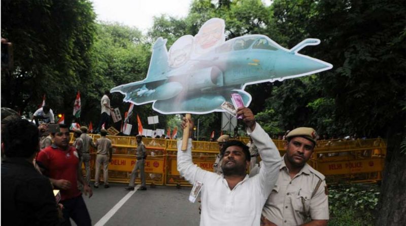 Congress leaders fly paper Rafale plane outside parliament, While CAG report on Rafale presenting inside parliament