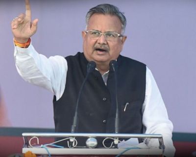 Mamata Banerjee is leading the WB government like a private company: Raman Singh