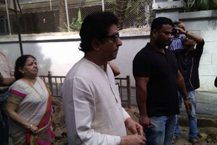 MNS Chief Raj Thackeray cast vote for BMC polls