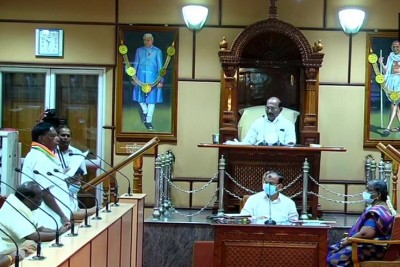 Puducherry political crises go on after CM Narayanasamy fails to prove majority