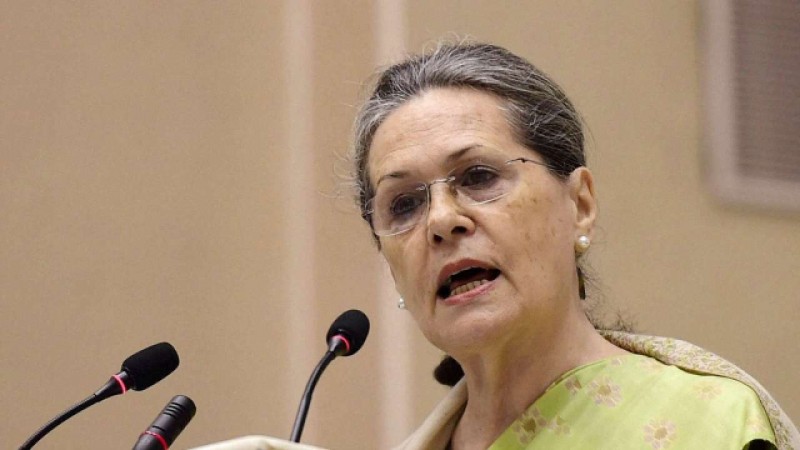 Sonia Gandhi holds meeting with Sr Congress leaders to discuss farmers’ protest