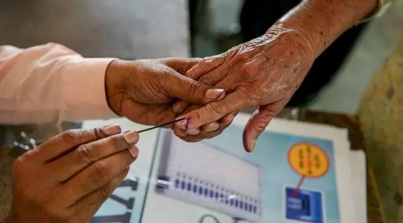 लखीमपुर जिले में टीकेएसी चुनाव के लिए चुनाव अधिकारियों को प्रशिक्षण दिया जा रहा है