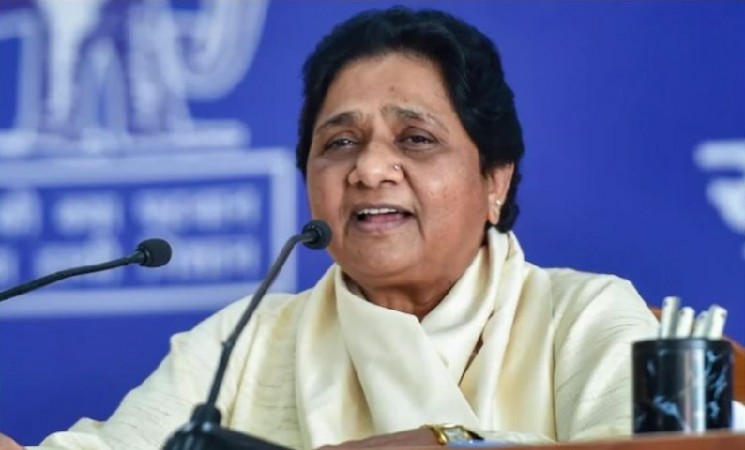Mayawati's Birthday Surprise: big decision on joining INDIA opposition bloc