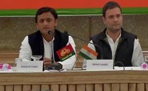 Akhilesh Yadav & Rahul Gandhi hold a joint press conference in Lucknow