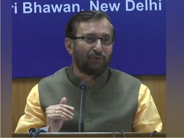 “The newspapers didn't publish anything wrong. There is proof”: HRD minister claim on 'Congress is Muslim' row