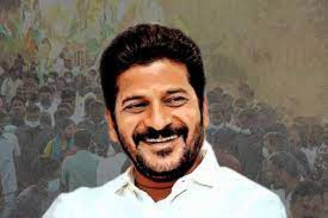 TPCC chief Revanth Reddy placed in house arrest amid dharna call at Kokapet lands