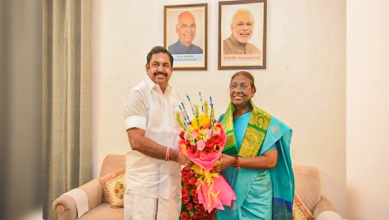AIADMK leader Palaniswami  meets Murmu at her residence in Delhi
