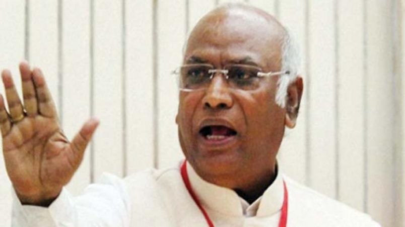 Mallikarjun Kharge appointed new Maharashtra Congress in charge