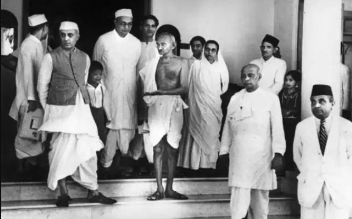 This Day in History: June 23, Gandhi Urges Congress not to Join Constituent Assembly, but Interim Govt