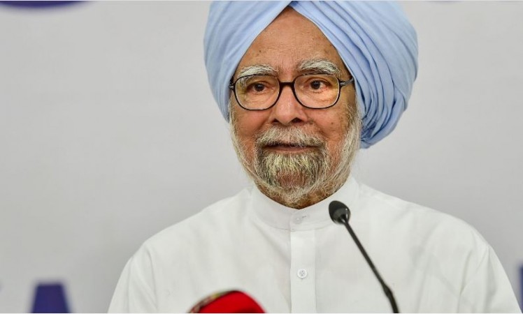 Manmohan Singh says, Unemployment High Due to ill Considered Demonetisation