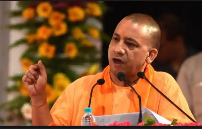 The new alliance of Congress is nothing but a 'hauaa': Yogi Adityanath