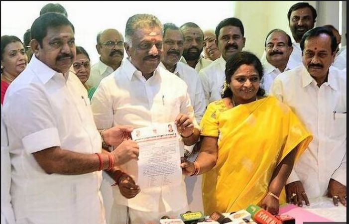 AIADMK announced constituencies list to contest in LS Poll