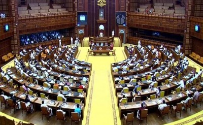 Protest by Opposition, Kerala Assembly faces adjournment