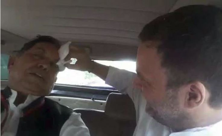 Watch video: Rahul Gandhi helped injured journalist, he says 'Once More'
