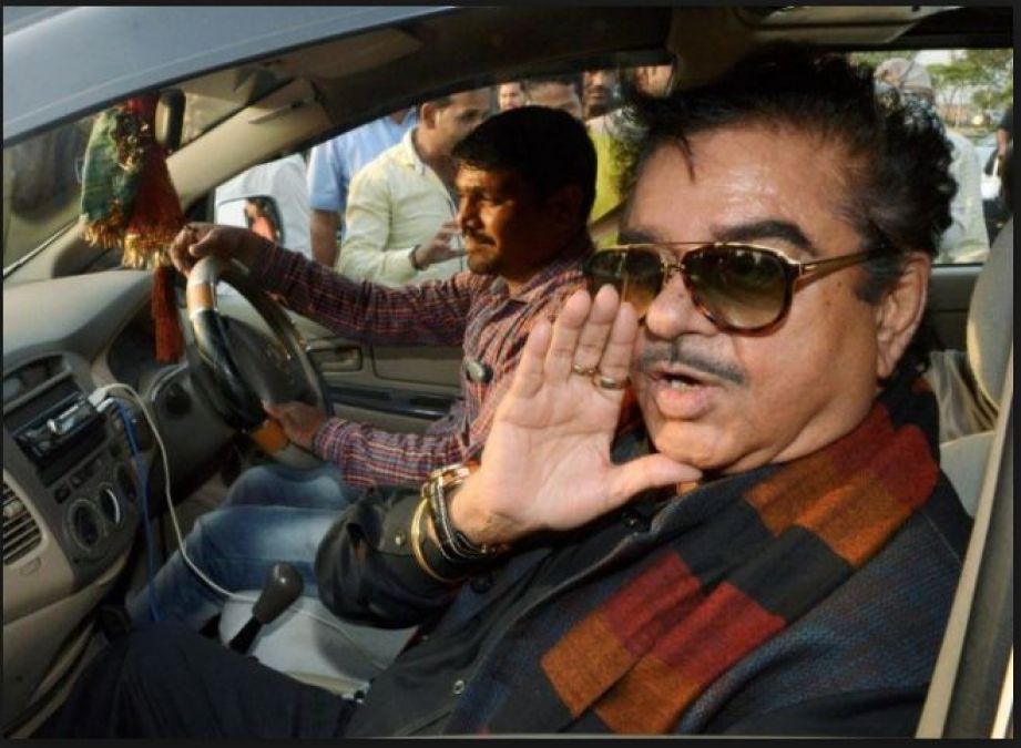 Shatrughan Sinha Assets worth reveals in his nomination's affidavit; having 7 cars