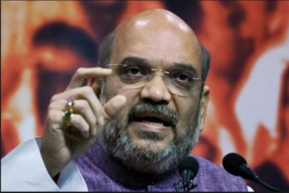 Rahul and Kejriwal cried like their cousins were killed: Amit Shah jibe on opposition