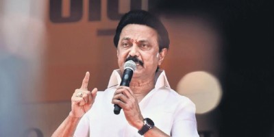 तमिलनाडु में एमके स्टालिन के नेतृत्व वाली डीएमके गठबंधन की अगुवाई, एलडीएफ केरल में बरकरार