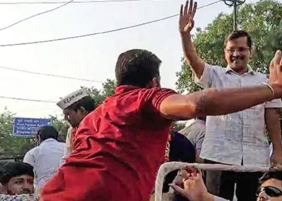 'I don't know why I slapped Arvind Kejriwal' Man who slapped Delhi CM expresses 'regret'