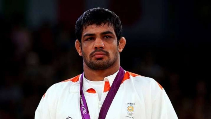 ओलंपिक पदक विजेता सुशील कुमार की बढ़ी मुसीबतें, दिल्ली की अदालत ने जारी किया गैर जमानती वारंट