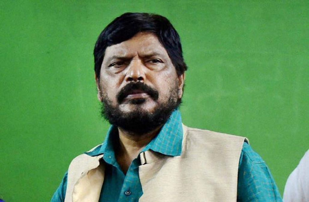 Mayawati doesn't know value of family as she is not married: Ramdas Athawale
