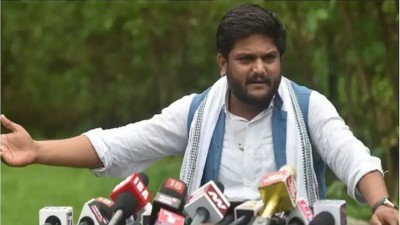गुजरात के नेता हार्दिक पटेल ने कांग्रेस पार्टी से इस्तीफा दिया