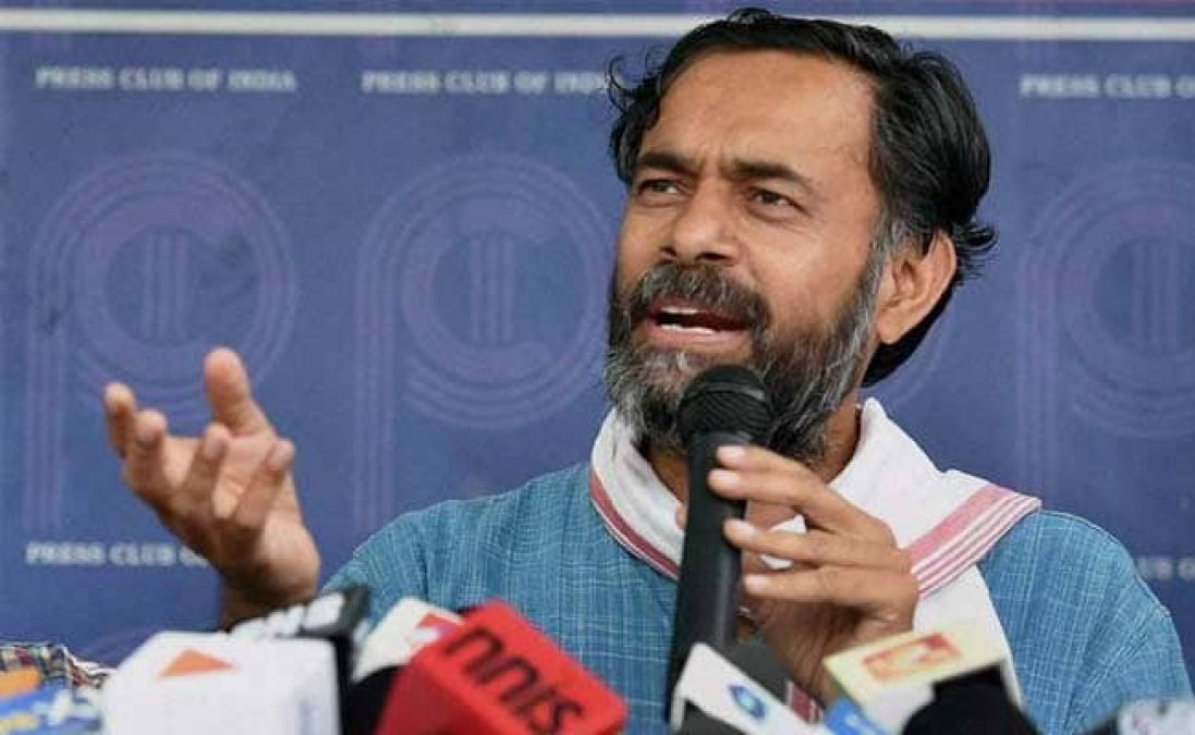 'Not knee-jerk anti-Congressism' says Yogendra Yadav on 'Congress must die' comment