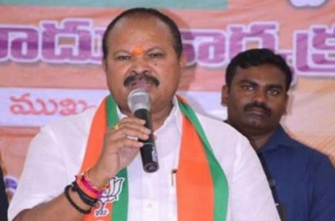 AP government ignored to take steps to contain coronavirus : Former BJP state president
