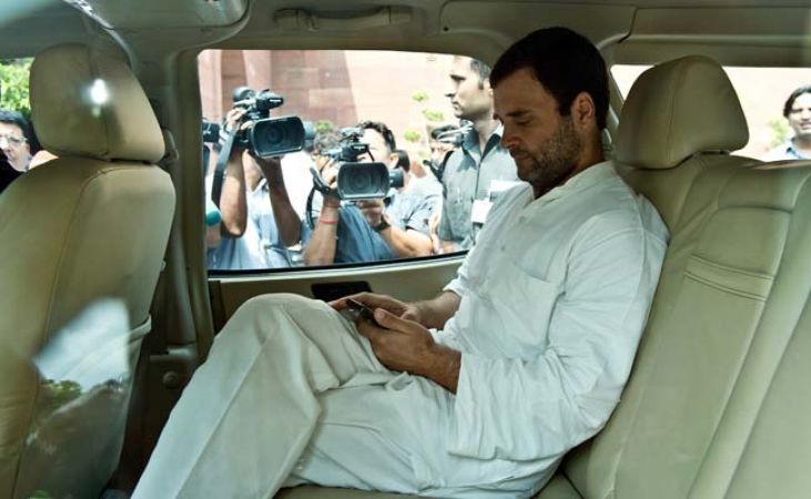 Despite denied permission, Congress party vice-president Rahul Gandhi heads for Saharanpur