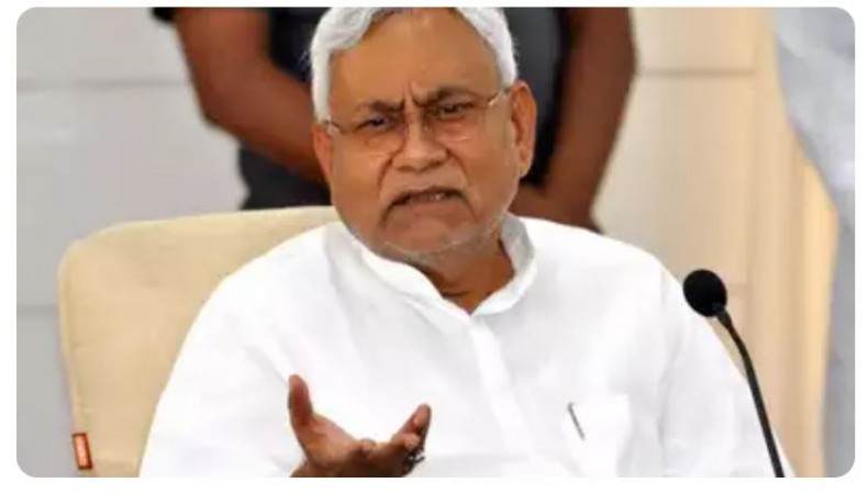 JD(U) wants Nitish to run for LS from Phulpur in UP