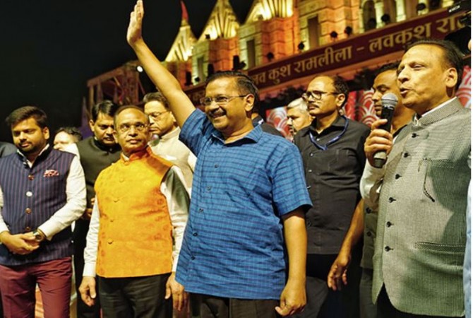 Kejriwal Skips ED Summons, Heads to MP for Election Rally