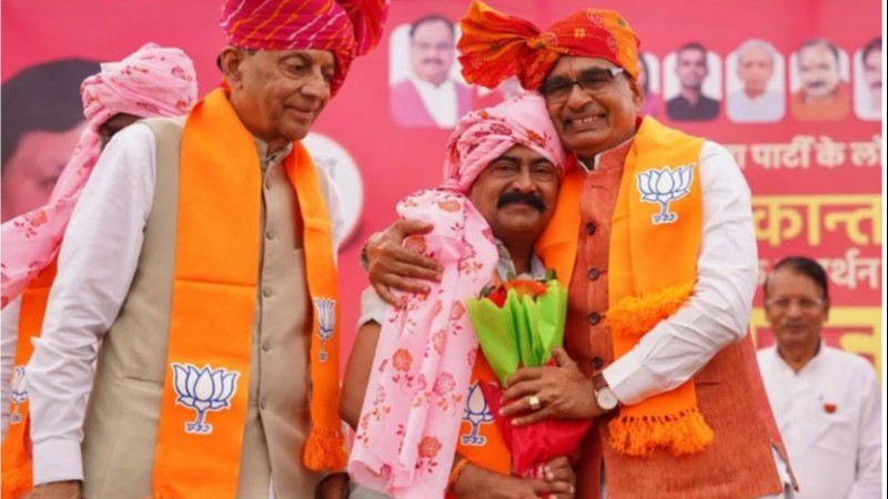 Deepak Joshi Rejoins BJP After One-Year Stint with Congress