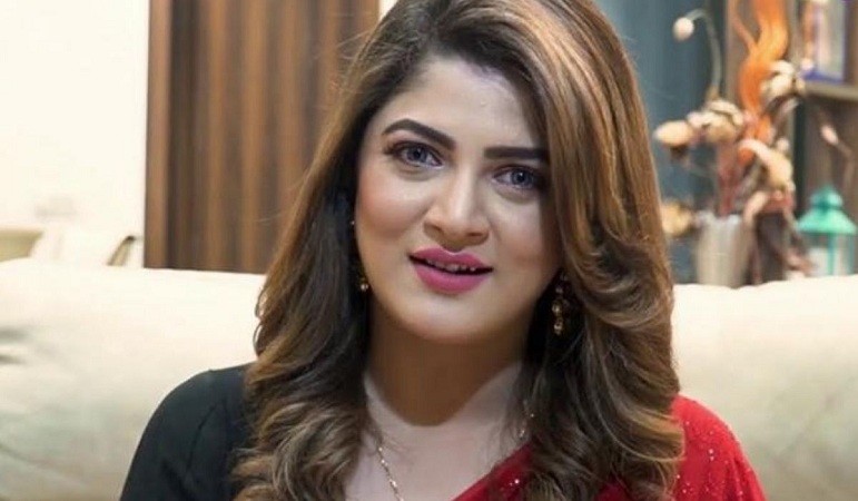 Srabanti Chatterjee quits BJP, claiming that the party lacks initiative