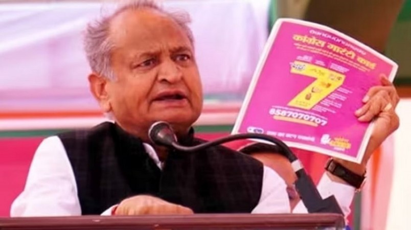 Congress Unveils Manifesto for Rajasthan Polls: Pledges Caste Census, Interest-Free Farmer Loans