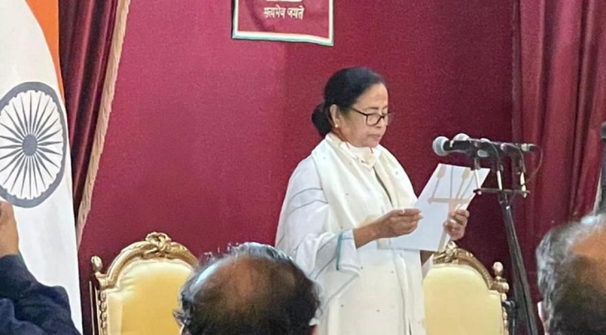 West Bengal: Mamata Banerjee Takes Oath as MLA from Bhabanipur