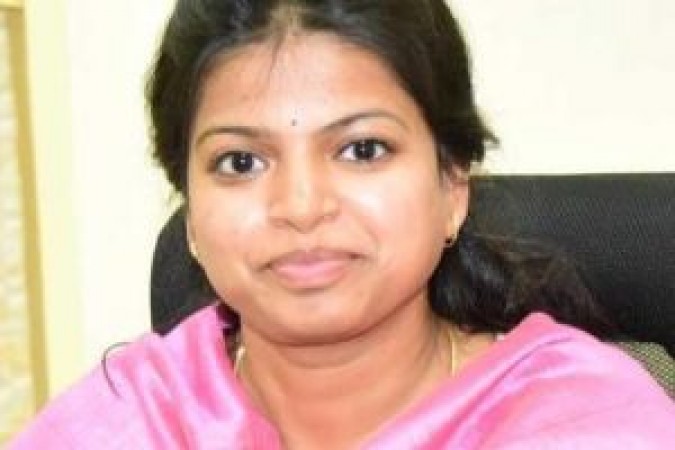 Khammam: Additional Collector Snehlata Mogili gives birth to a baby girl in a government hospital
