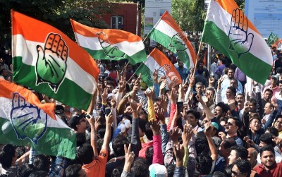 कर्नाटक उपचुनाव: बीजेपी और कांग्रेस ने महिला वोटों को किया केंद्रीकृत