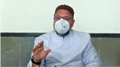 'Son of one who has money also gets bail,' Owaisi on Aryan case