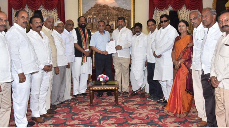 Congress, TDP, CPI form grand alliance against TRS in Telangana