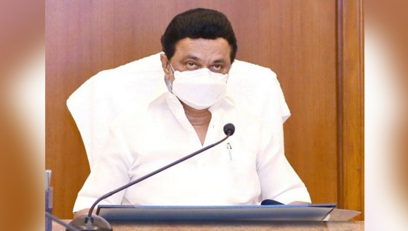 तमिलनाडु के मुख्यमंत्री ने नीट से छूट की मांग को लेकर विधानसभा में पेश किया विधेयक