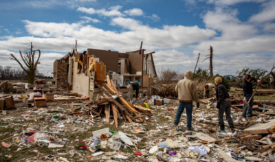 Following tornadoes that ravaged the US Midwest and South, at least 21 people have died