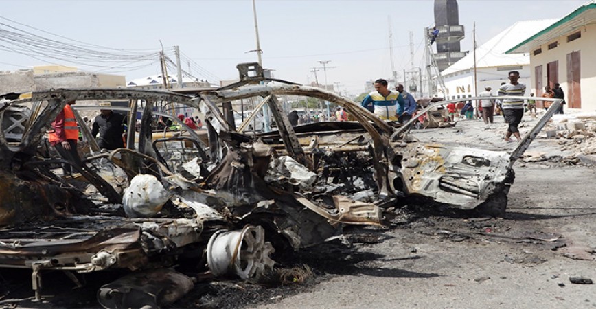 Islamist Attacks on two  Somalian Bases, 23 Dead