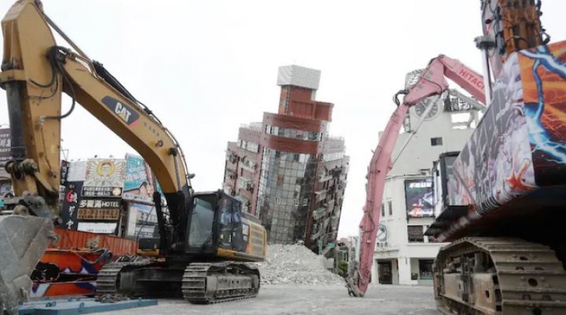 Iconic red building leans precariously after Taiwan earthquake; Rising death toll reported