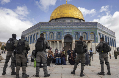 Al-Aqsa is off limits to non-Muslims for the remainder of Ramadan