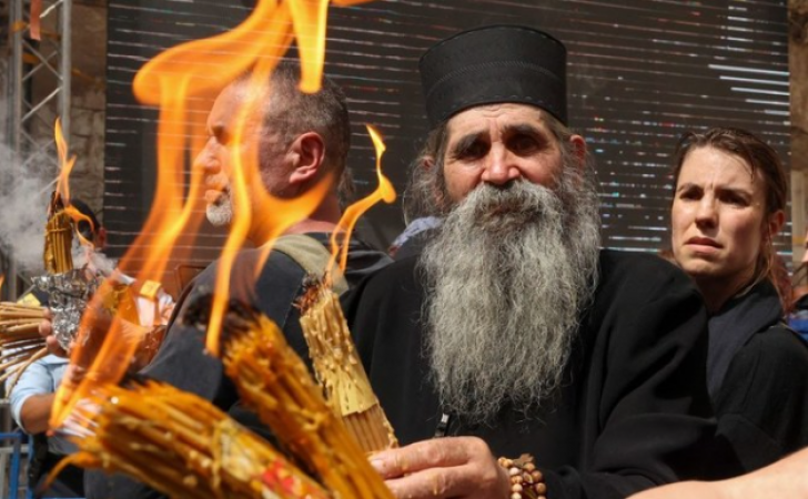 Outrage over Israeli restrictions on Easter church crowds in Jerusalem's Orthodox churches
