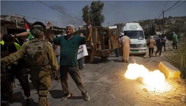 Over 150 Palestinians injured in clashes with Israeli soldiers in Jerusalem