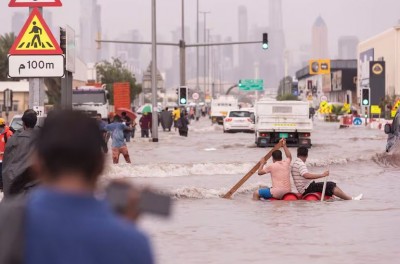 Heavy Rain Causes Havoc in Dubai: Watch the Scene in the Video