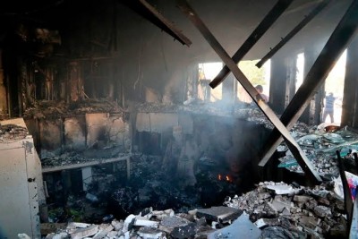 Iraq's Baghdad ICU ward catches fire, 82 patients dead
