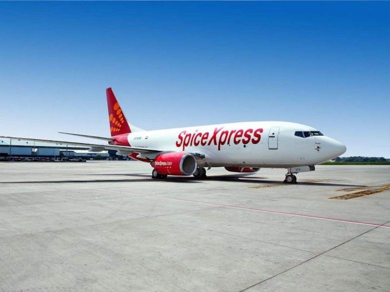 SpiceXpress airlifts 1000 oxygen concentrators from Hong Kong to Delhi