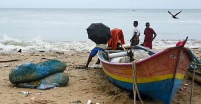 Collision Near Katchatheevu Island: Sri Lankan Naval Vessel Hits Indian Fishing Boat, One Fisherman Dead